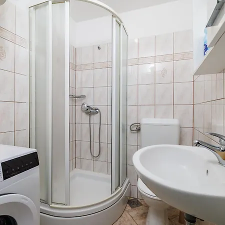 Evica 3,4,5 * Crikvenica