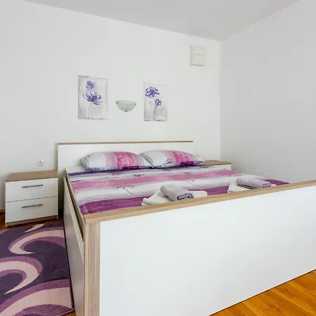 Evica 3,4,5 Crikvenica