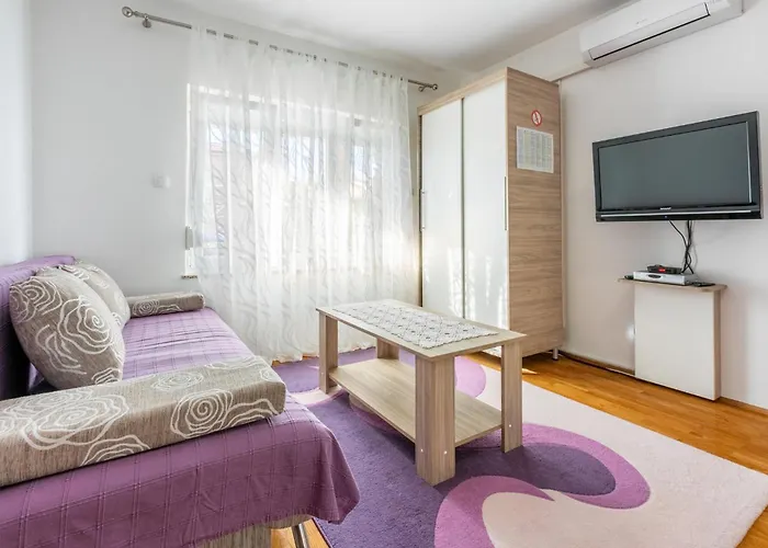 Evica 3,4,5 Crikvenica