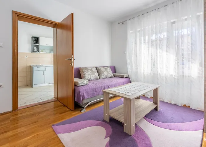 Evica 3,4,5 Crikvenica
