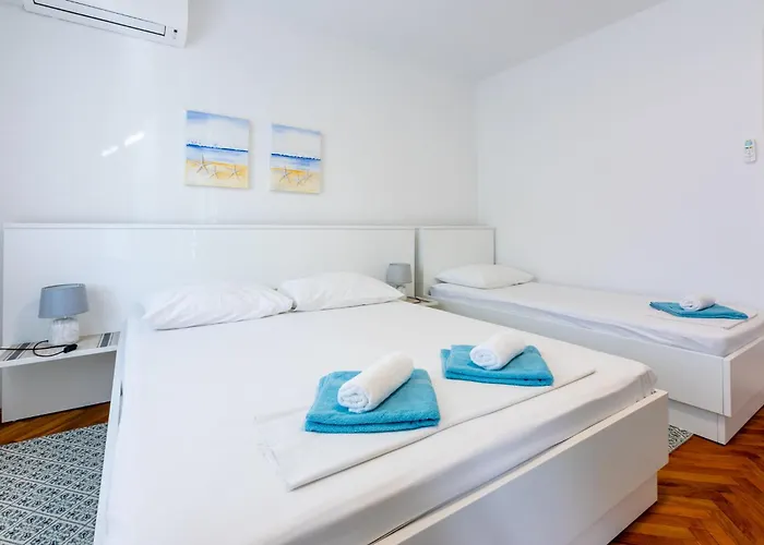 Apartman Evica 3,4,5 *