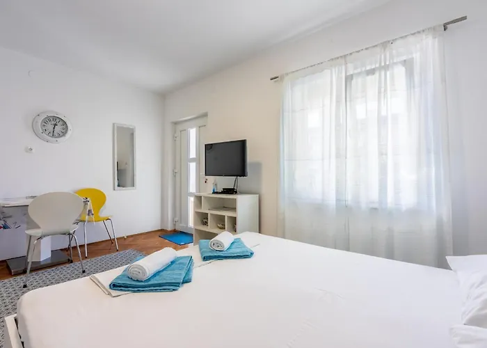Evica 3,4,5 Apartman