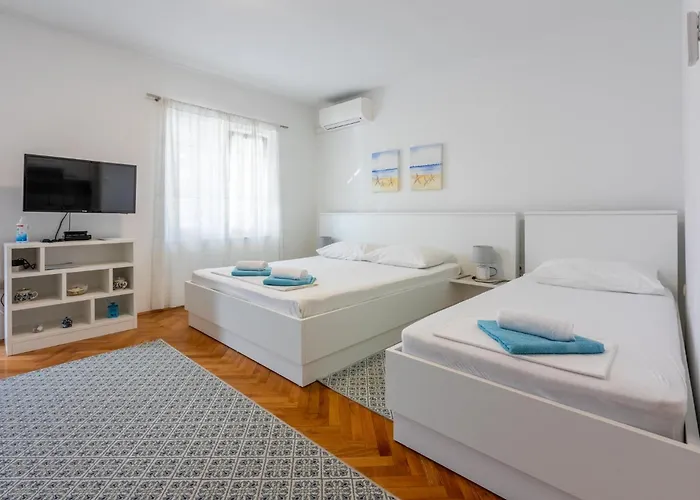 Apartman Evica 3,4,5 *