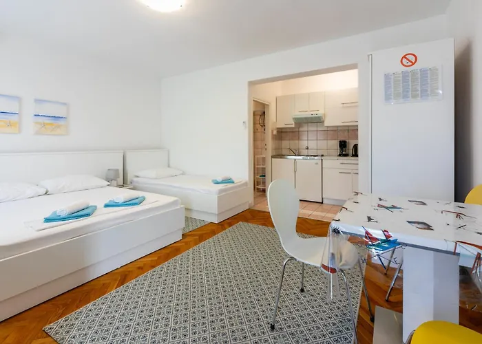 Evica 3,4,5 Apartman