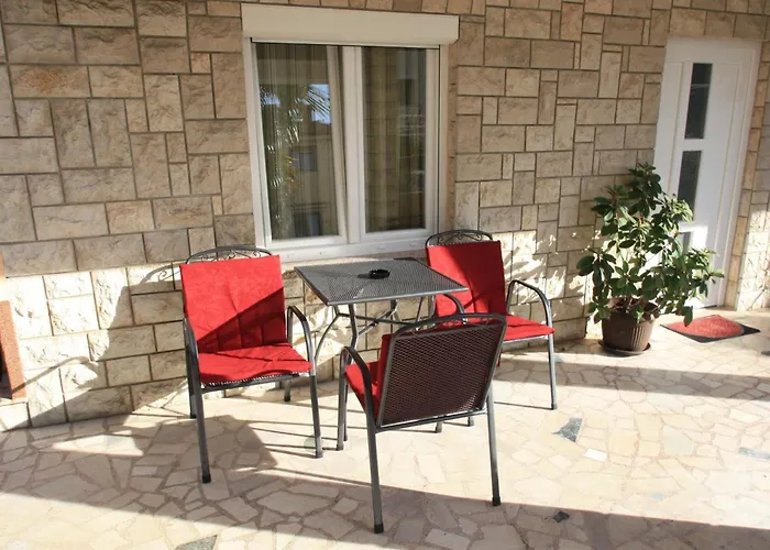 Evica 3,4,5 * Crikvenica